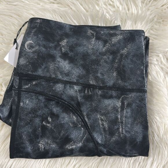 ZYIA ACTIVE FAUX LEATHER CAMU LEGGINGS NWT SIZE 14-16 - Picture 7 of 11